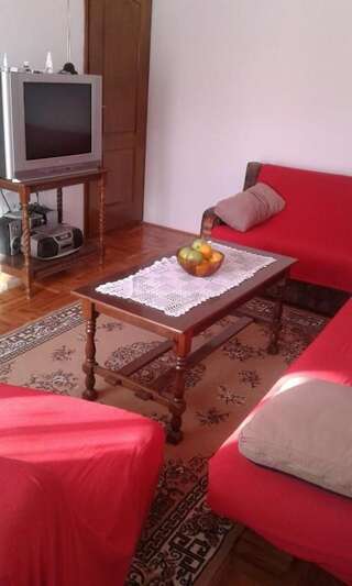 Дома для отпуска Weekendhouse A&A Вирпазар Дом с 2 спальнями-19